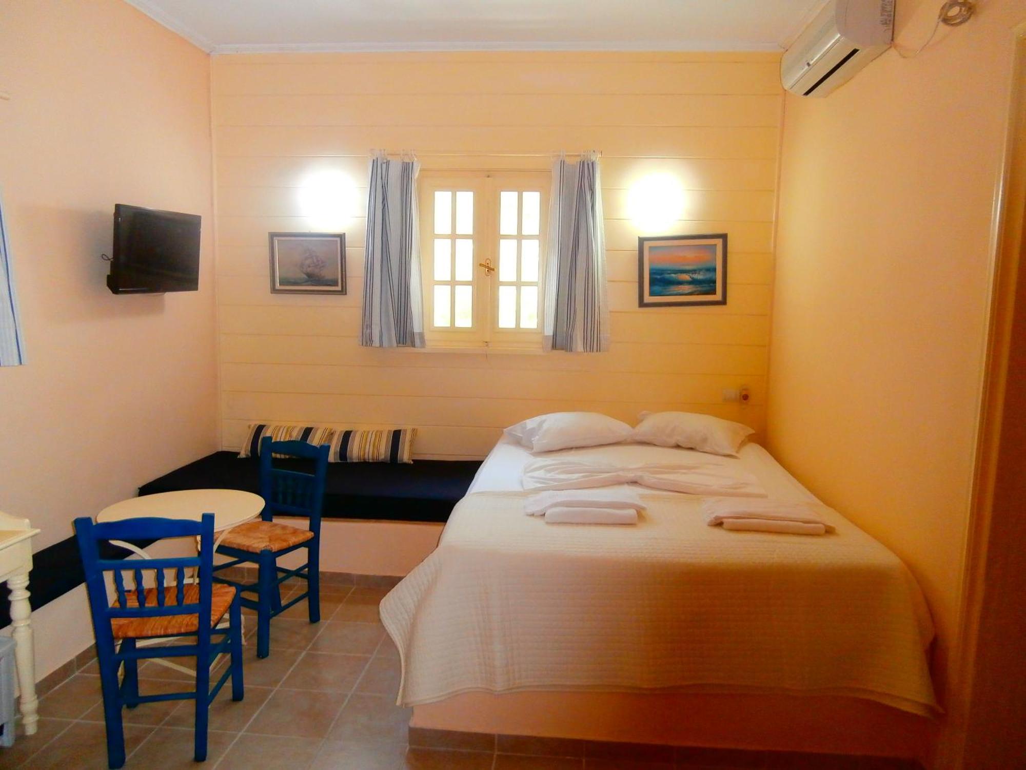 Villa Tzortzakos By Holiday Homes Mavrovoúnion Dış mekan fotoğraf